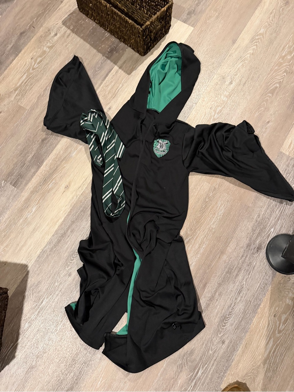 Kids Hooded Harry Potter Slytherin-Inspired Robe in Black and Green and tie